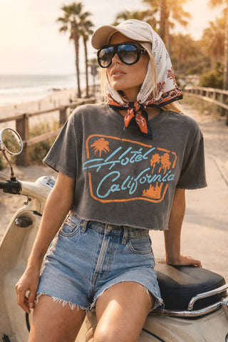 Hotel California Tee