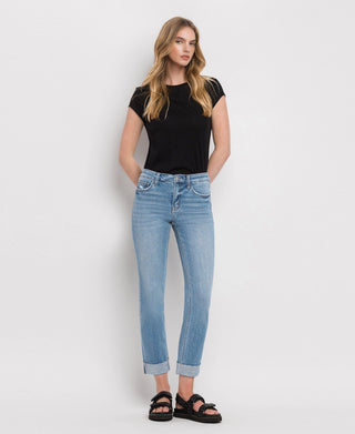 Mid Rise Crop Jeans