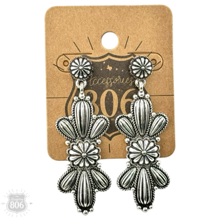Silver and Pearls Earrings
